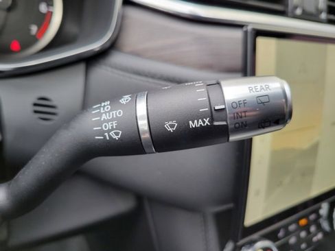 Used 2023 Jaguar F-PACE S image 33