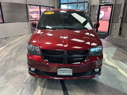 Used 2019 Dodge Grand Caravan SXT image 36