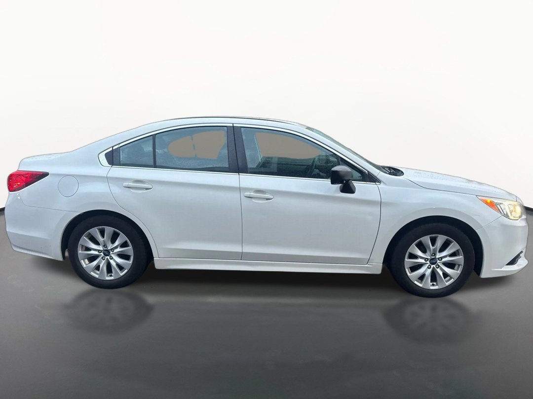 Used 2017 Subaru Legacy 2.5i w/ Alloy Wheel Package AWD/4WD image 2