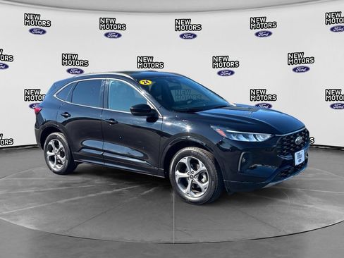 Used 2024 Ford Escape ST-Line Select w/ Tech Pack #1 AWD/4WD image 8