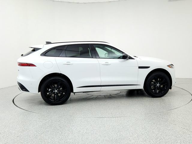 Certified 2026 Jaguar F-PACE R-Dynamic S AWD/4WD image 4