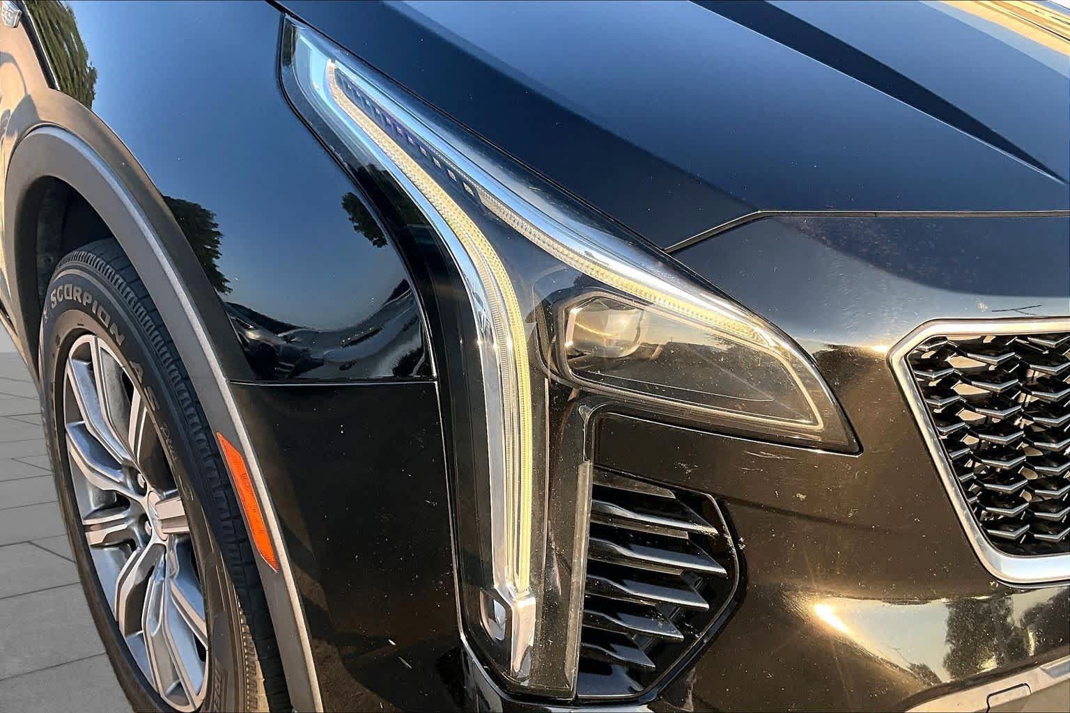 Used 2019 Cadillac XT4 Sport w/ Cold Weather Package FWD image 25