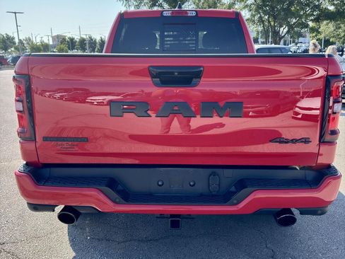 Used 2025 RAM 1500 Big Horn AWD/4WD image 4
