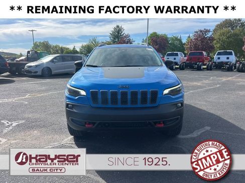 Used 2022 Jeep Cherokee Trailhawk w/ Sound & Nav Group AWD/4WD image 3