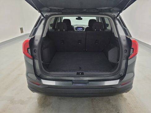 Used 2020 GMC Terrain SLE w/ Elevation Edition FWD image 29