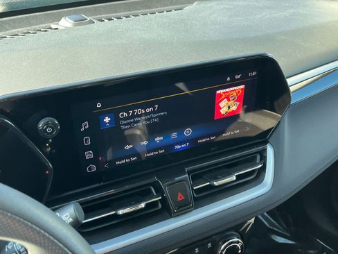 Used 2025 Chevrolet TrailBlazer LT image 18