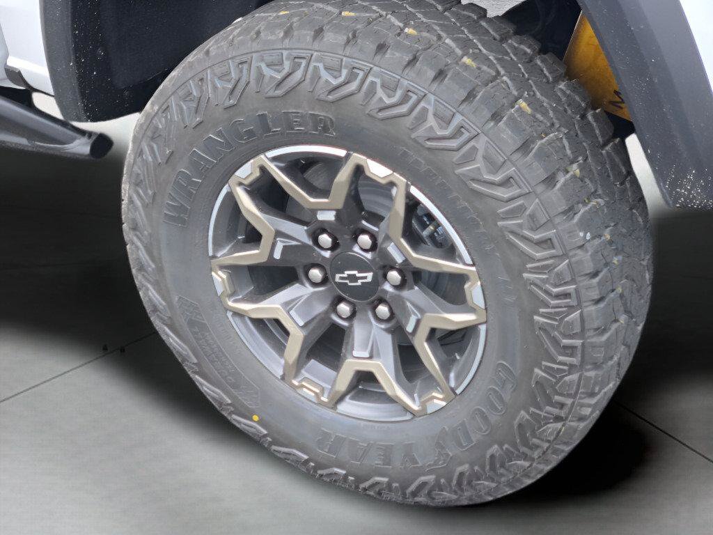 New 2026 Chevrolet Colorado ZR2 AWD/4WD image 19