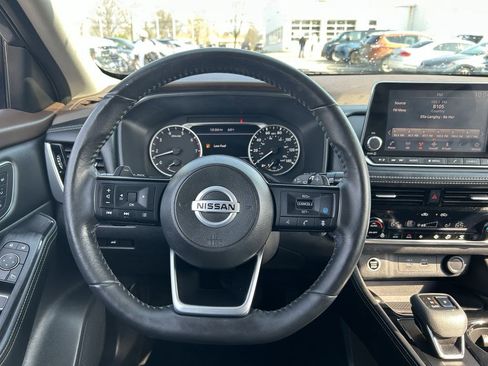 Used 2021 Nissan Rogue SL AWD/4WD image 10