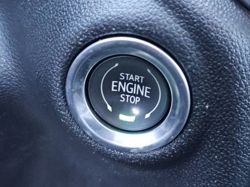 Used 2019 Chevrolet Silverado 1500 RST image 16