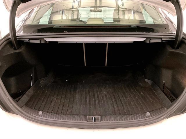 Used 2019 Mercedes-Benz C 300 4MATIC Sedan image 33