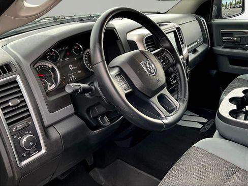 Used 2018 RAM 1500 Big Horn AWD/4WD image 16