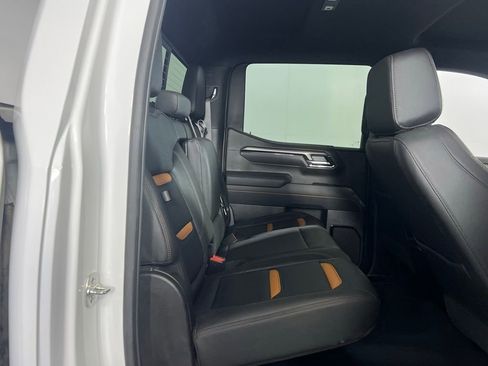 Used 2025 GMC Sierra 1500 AT4 w/ AT4 Premium Package AWD/4WD image 30
