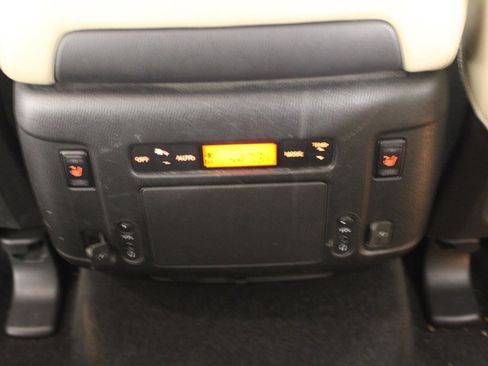 Used 2020 Nissan Armada Platinum w/ Captain's Chairs Package image 35