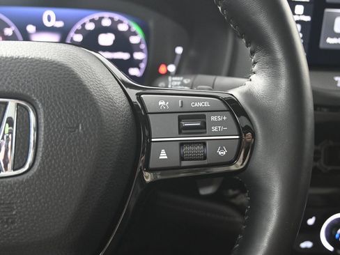 Used 2025 Honda Accord Touring image 38