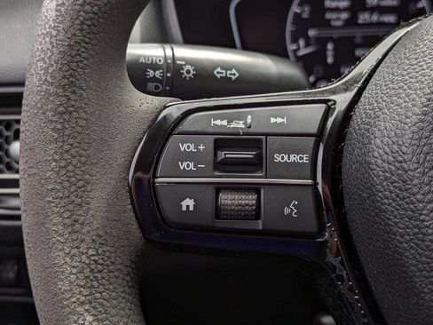 Used 2022 Honda Civic LX image 25