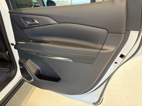 Used 2026 Chevrolet Traverse RS AWD/4WD image 50