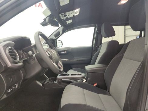 Used 2023 Toyota Tacoma TRD Off-Road image 21
