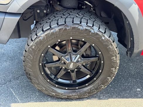 Used 2019 RAM 1500 Warlock AWD/4WD image 19