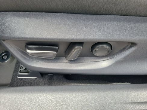 Used 2026 Toyota Camry SE FWD image 18