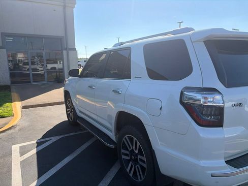 Used 2023 Toyota 4Runner Limited AWD/4WD image 9