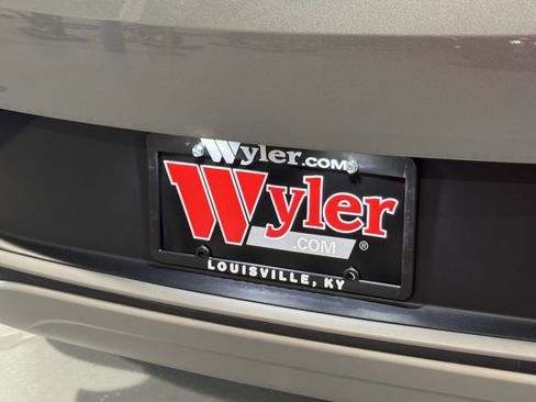 Used 2024 Buick Encore GX Preferred w/ Comfort Package image 43