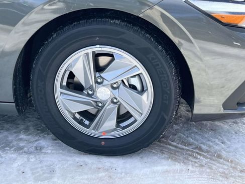 New 2026 Hyundai Elantra SE image 6