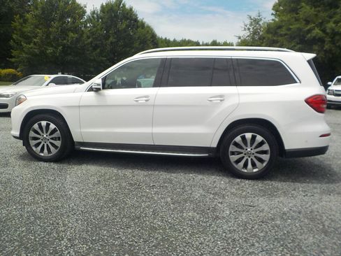 Used 2018 Mercedes-Benz GLS 450 4MATIC w/ Premium Package image 2
