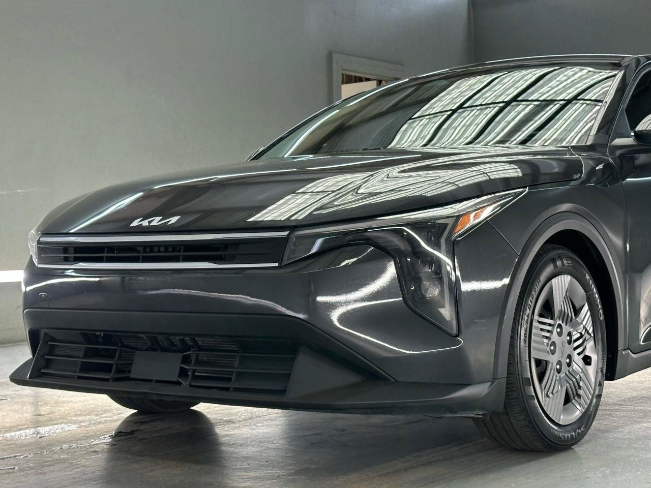 Used 2025 Kia K4 FWD image 4