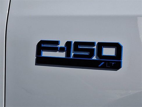 New 2025 Ford F150 Lightning XLT image 21
