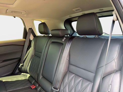 Used 2023 Nissan Rogue Platinum w/ Platinum Premium Package FWD image 14