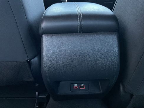 Used 2025 Nissan Altima 2.5 SV image 18