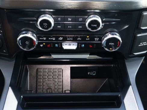 Used 2024 Ford F350 Lariat w/ Lariat Ultimate Package image 29