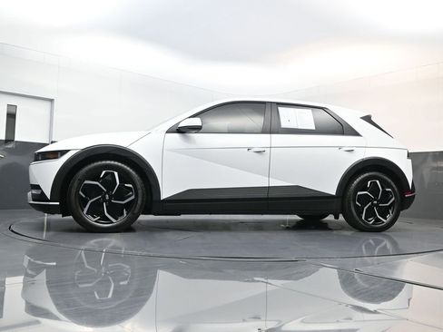 Certified 2024 Hyundai Ioniq 5 SEL image 25