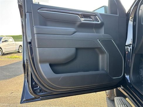 New 2026 GMC Sierra 1500 Elevation image 19