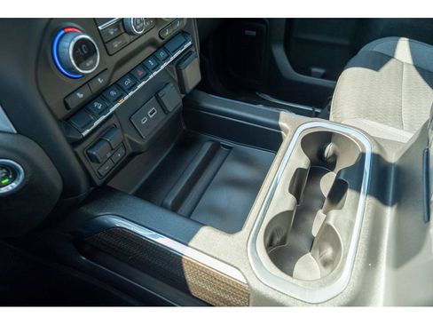 Used 2022 Chevrolet Silverado 1500 RST AWD/4WD image 25