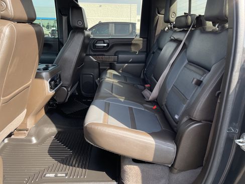 Used 2021 GMC Sierra 2500 Denali w/ Denali Ultimate Package image 23