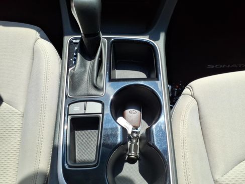 Used 2018 Hyundai Sonata SEL FWD image 28