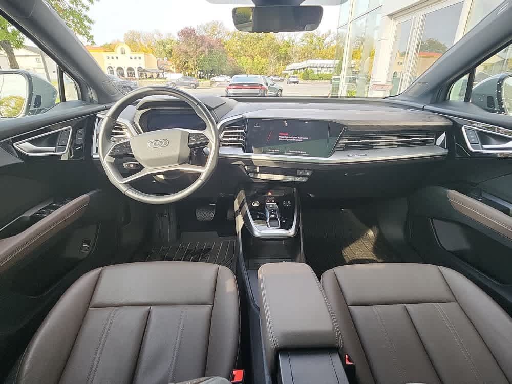 Used 2024 Audi Q4 e-tron Prestige AWD/4WD image 20