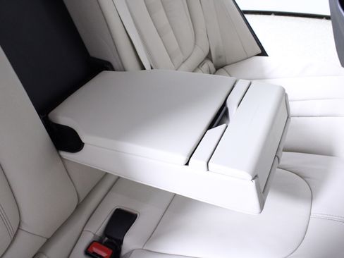 Used 2020 BMW X5 sDrive40i w/ Premium Package image 16