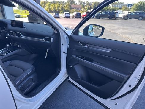 New 2025 MAZDA CX-5 AWD 2.5 S w/ Premium Plus Pkg image 15