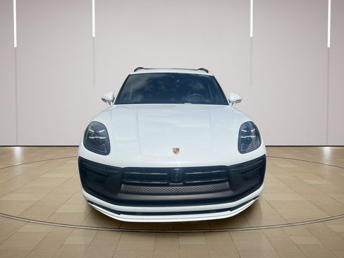 New 2026 Porsche Macan GTS AWD/4WD image 10