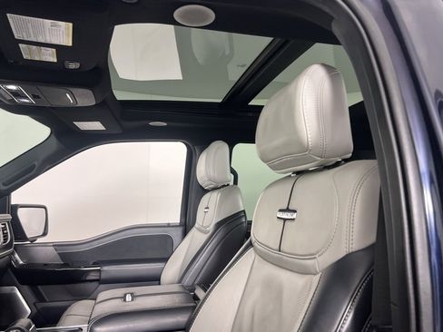 Used 2022 Ford F150 Lightning Platinum image 21