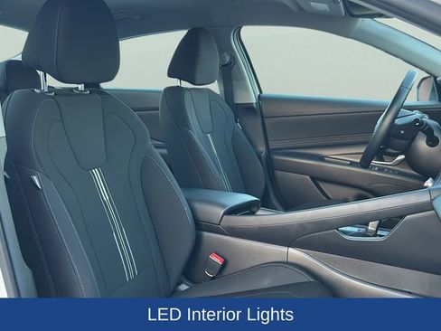 Used 2023 Hyundai Elantra SEL w/ Convenience Package FWD image 20