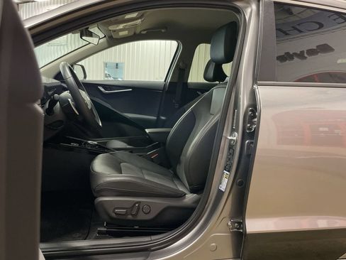 Used 2024 Kia Niro Wind FWD image 14