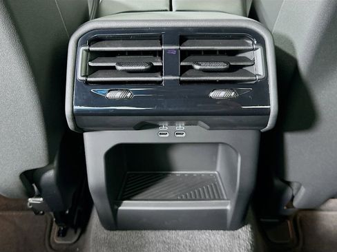 New 2027 BMW 530i xDrive AWD/4WD image 18