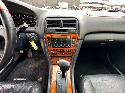 Used 2000 Lexus ES 330 image 17