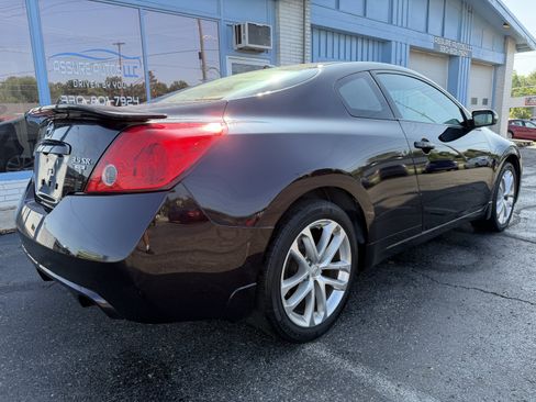 Used 2011 Nissan Altima 3.5 SR w/ 3.5SR Premium Pkg FWD image 5