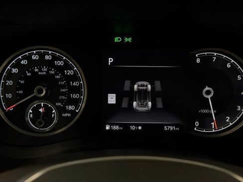 New 2026 Genesis G70 2.5T image 16