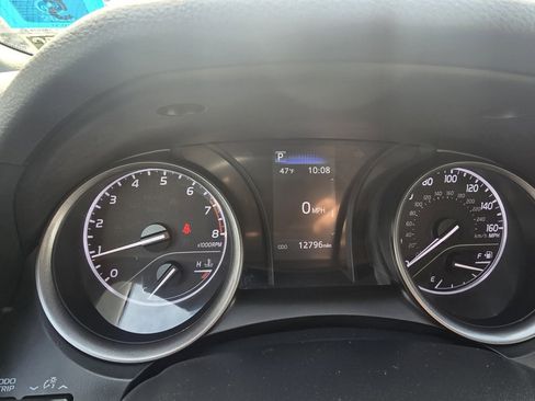 Used 2024 Toyota Camry SE image 19