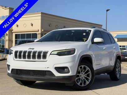 Used 2020 Jeep Cherokee Latitude Plus w/ Comfort/Convenience Group